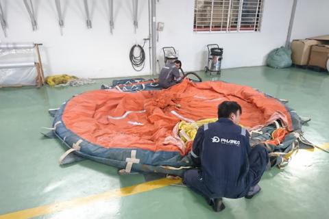 Mở bè cứu sinh