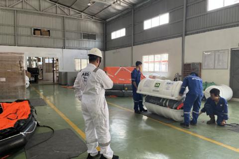 Đóng bè vào vỏ bè